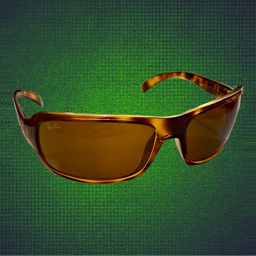 Ray-Ban Sunglasses RB 4075 642 3N (Women’s)